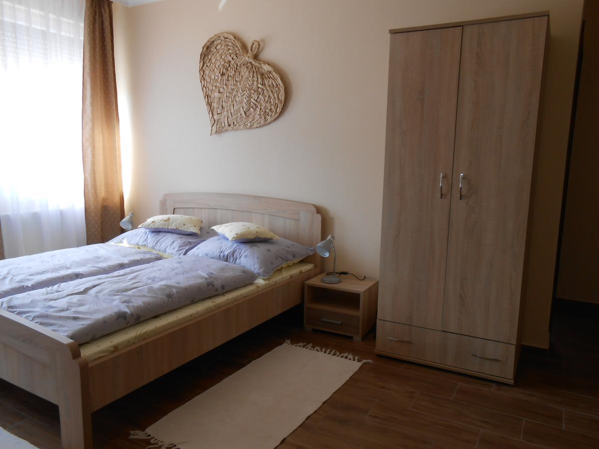 Imola Es Andrea Apartmanhaz 2 Hajdúszoboszló 외부 사진