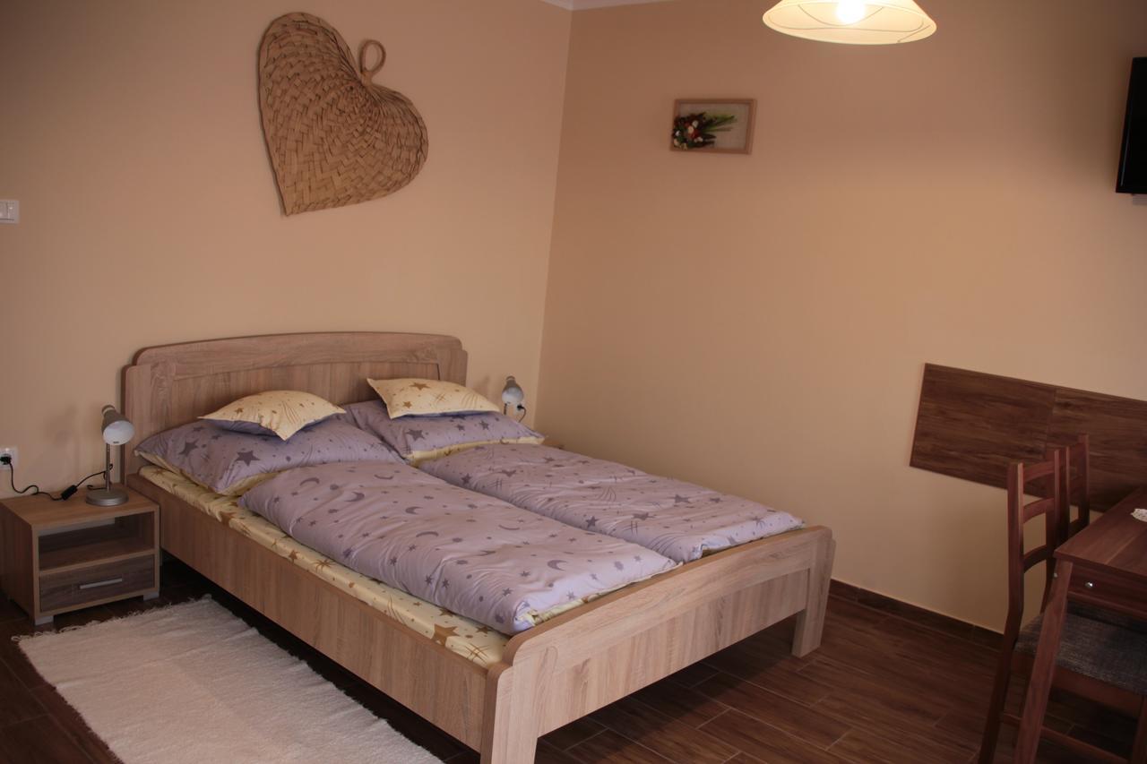 Imola Es Andrea Apartmanhaz 2 Hajdúszoboszló 외부 사진