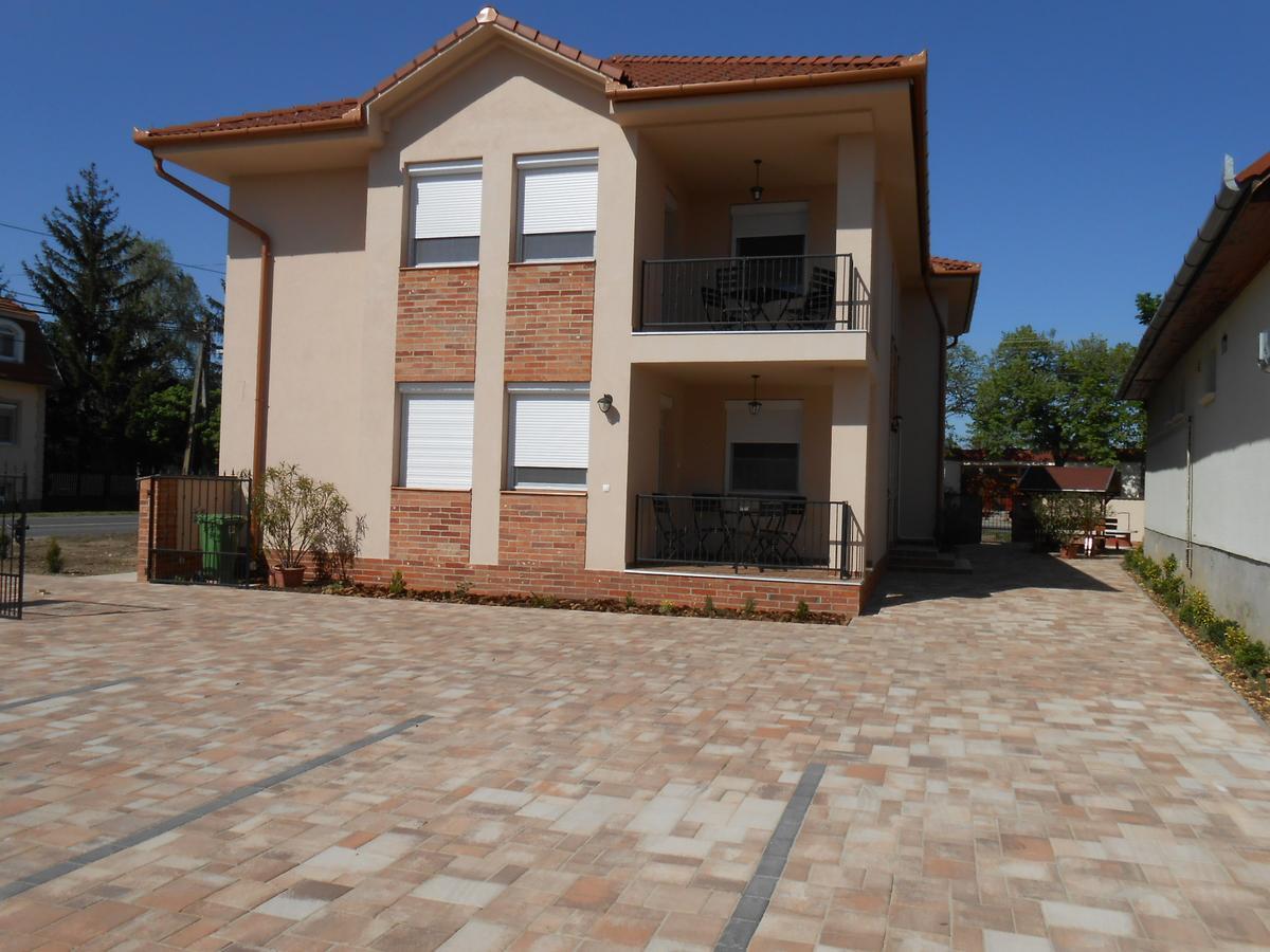 Imola Es Andrea Apartmanhaz 2 Hajdúszoboszló 외부 사진